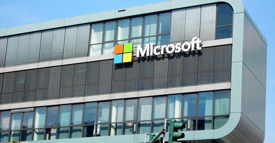 Microsoft დისტანციურად მუშაობის შესაძლებლობას მუდმივს ხდის